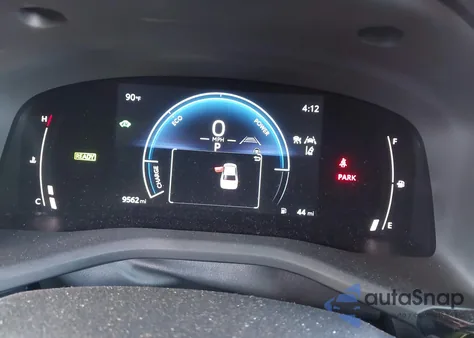 2025 Toyota Camry Se z USA, uszkodzony, nr VIN 4T1DAACK4SU523871